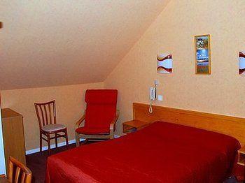 Les Chemins Francis - Modern Hotel Bagnols-les-Bains Екстер'єр фото