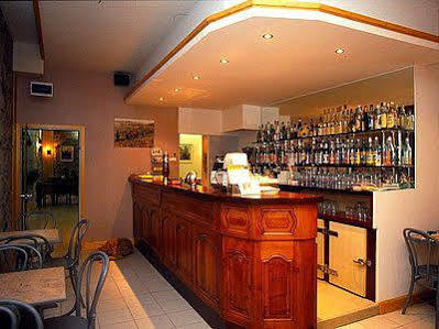 Les Chemins Francis - Modern Hotel Bagnols-les-Bains Екстер'єр фото