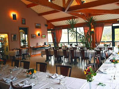Les Chemins Francis - Modern Hotel Bagnols-les-Bains Екстер'єр фото